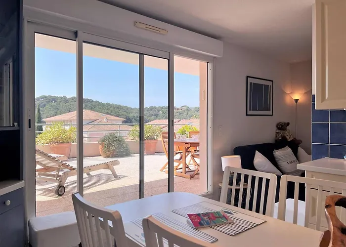 Apartmán 2p Avec Piscine, Clim, Parking - - Fr-1-251-511 Le Lavandou